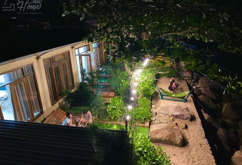 חדר משפחתי נוף לים, Chill House By The Beach