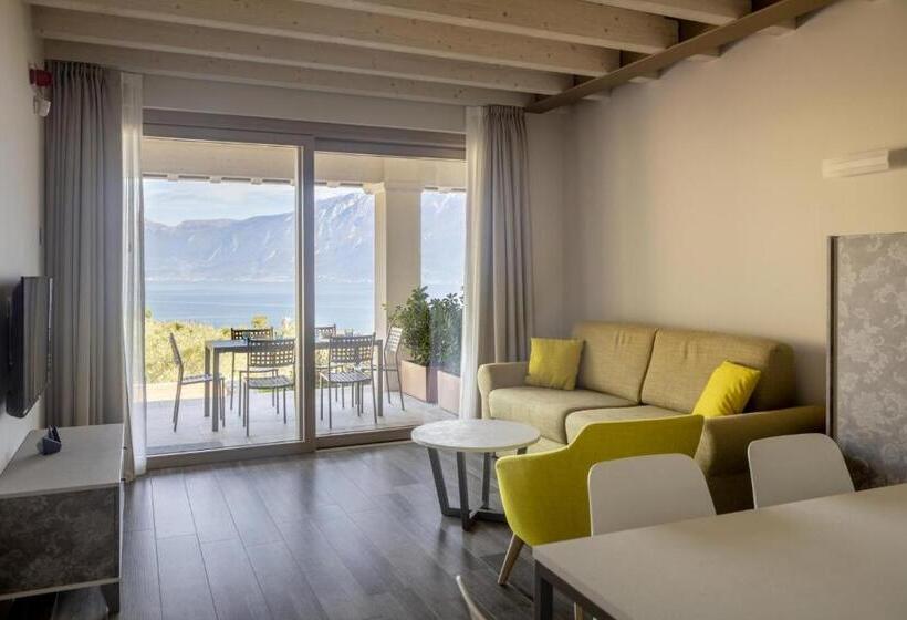 آپارتمان 2 خوابه, Relais Zenner