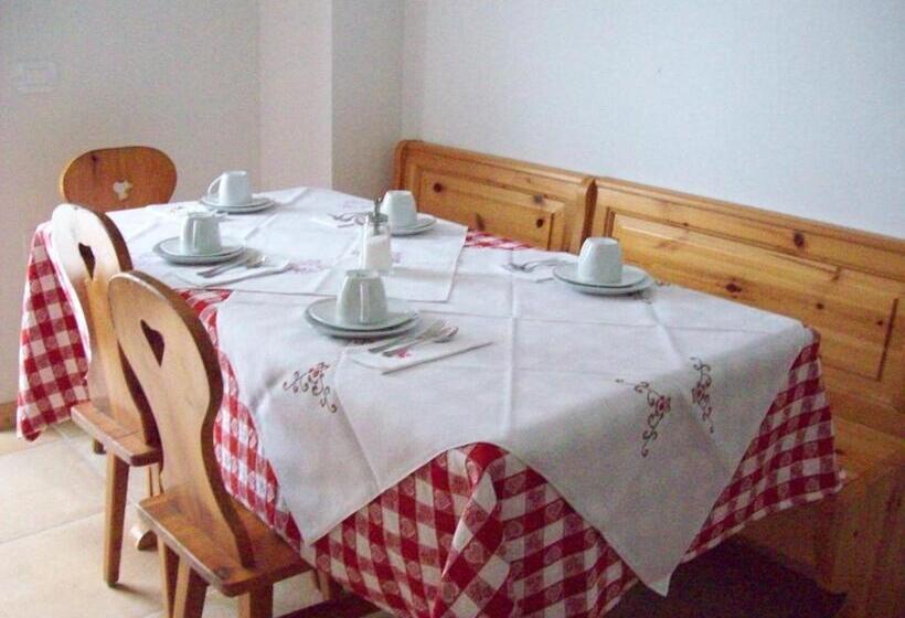 חדר סטנדרט, Agritur Rizzi Di Inama Ugo