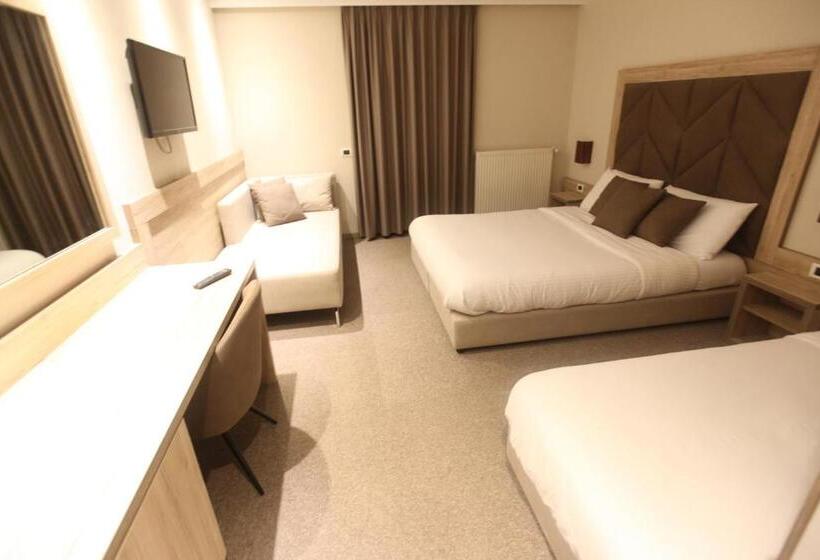 스탠다드 트리플 룸, Alpin Llogara