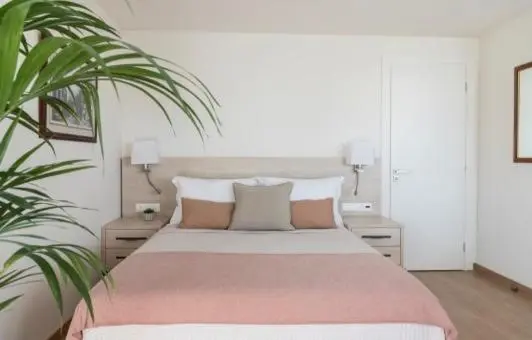 スタンダードシティビュールーム, Gallery Suites & Residences