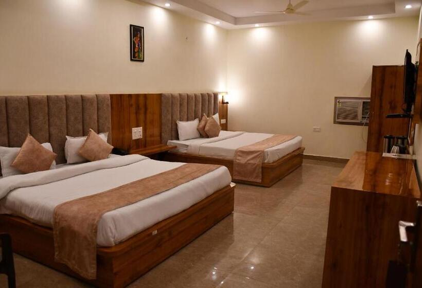 スーペリアファミリールーム, Shivansh Inn Resort