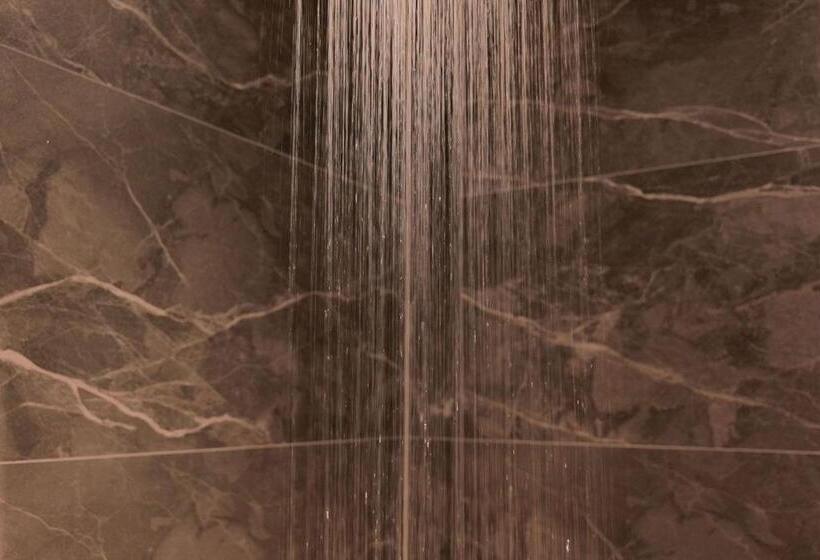 스위트, Yeon Hwa Moon