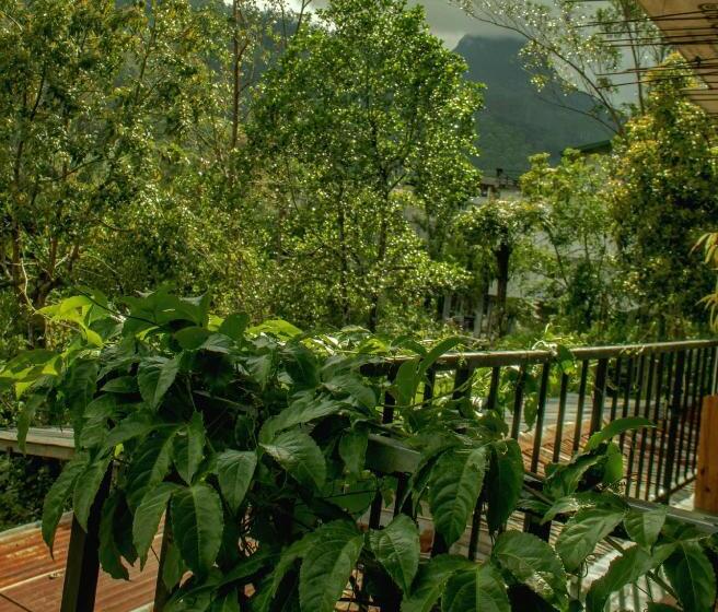 Chambre Standard Vue Montagne, Water Side Residence