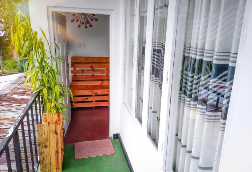 Chambre Standard Vue Montagne, Water Side Residence