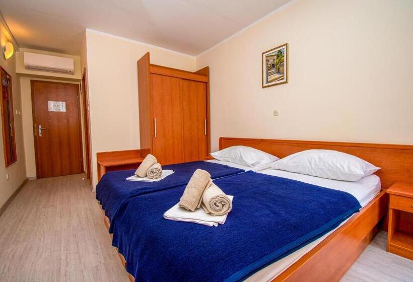 Номер Стандарт с Балконом, Centinera Resort
