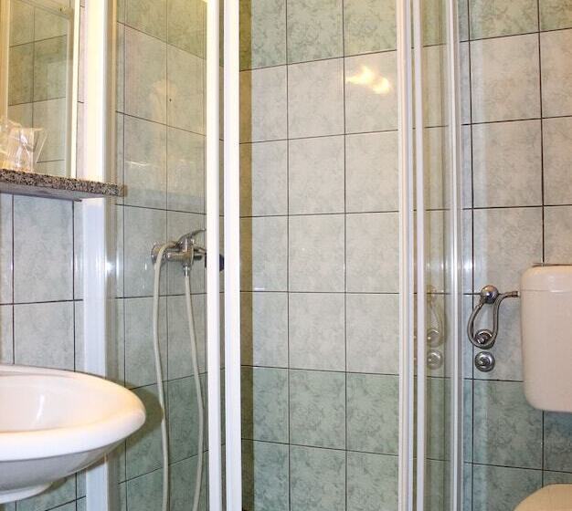 غرفة قياسية, Centinera Resort