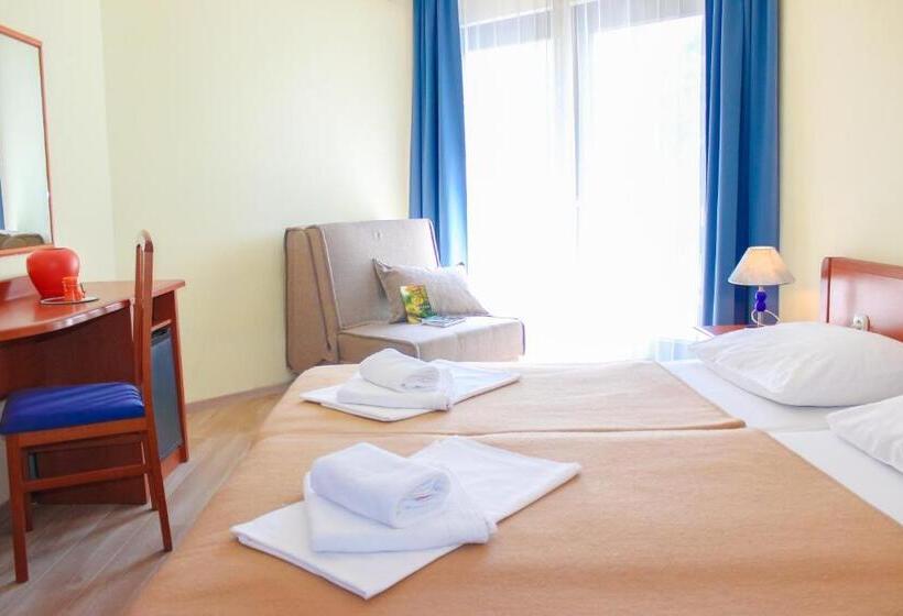 חדר סטנדרט עם מרפסת, Centinera Resort