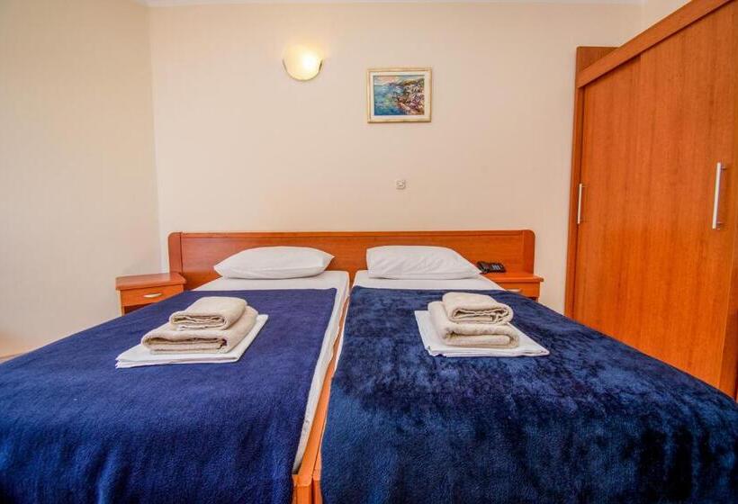 חדר סטנדרט עם מרפסת, Centinera Resort