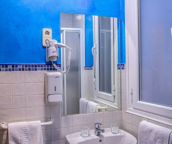 اتاق استاندارد, Hostal Montaloya