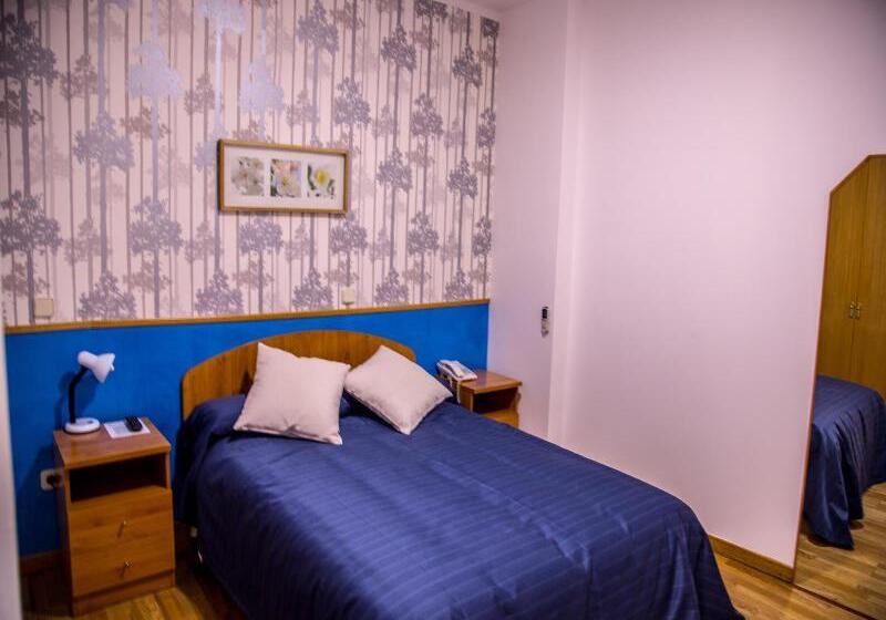 اتاق استاندارد یک نفره, Hostal Montaloya