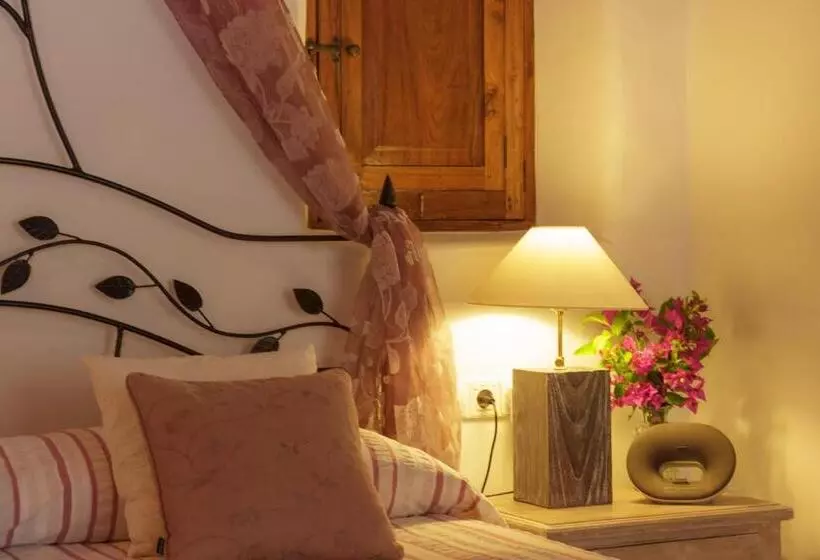 سوییت, Agroturismo Can Pardal