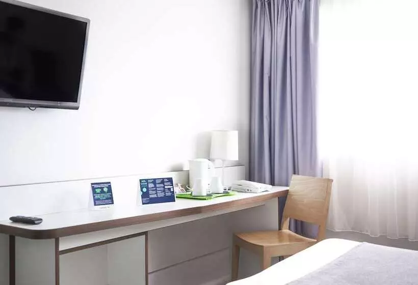 スタンダードルーム, Campanile Hotel Northampton