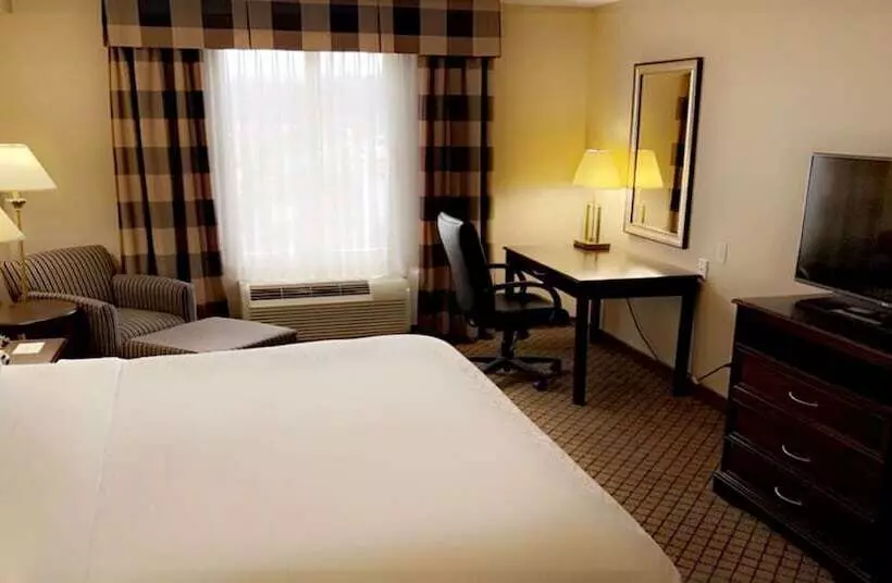 スタンダードルーム, Holiday Inn Express & Suites Huntsville, An Ihg