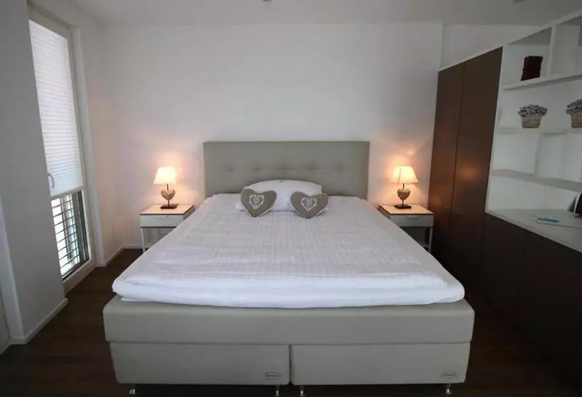 スタンダード４人部屋, Hôtel De L Ecluse