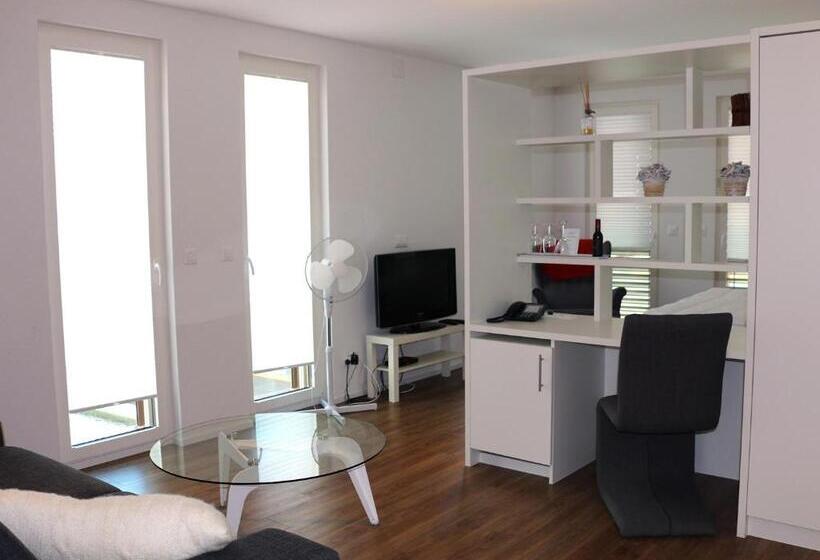 غرفة قياسية رباعية, Hôtel De L Ecluse