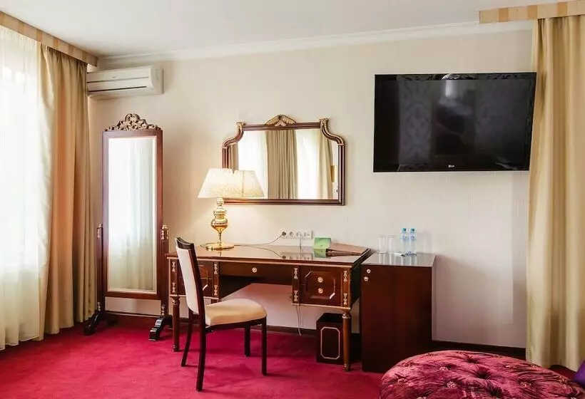 استودیوی استاندارد, Mandarin Moscow