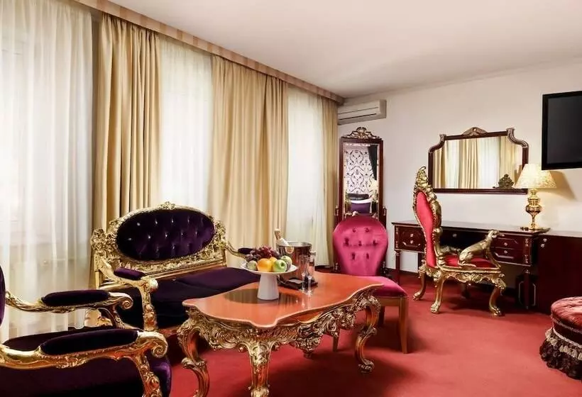 اتاق لوکس, Mandarin Moscow