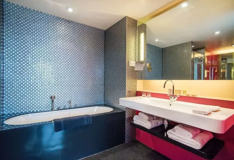 اتاق استاندارد, Radisson Collection Hotel, Royal Mile Edinburgh