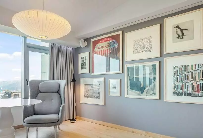 سوییت جونیور, Radisson Collection Hotel, Royal Mile Edinburgh