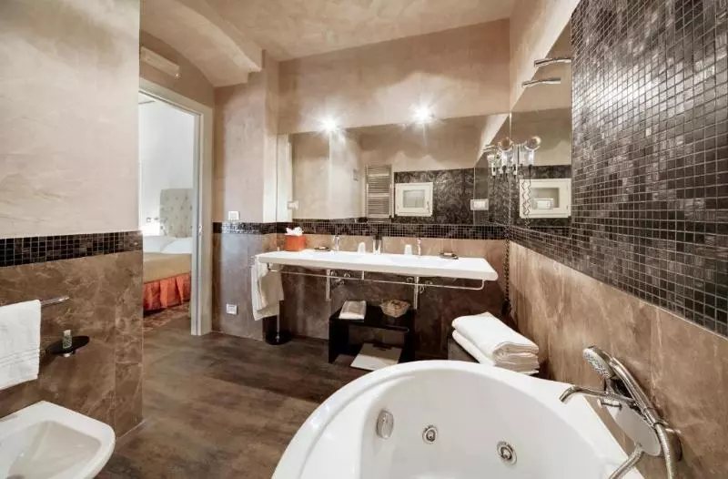 デラックスルーム, Relais Antica Badia San Maurizio 1619