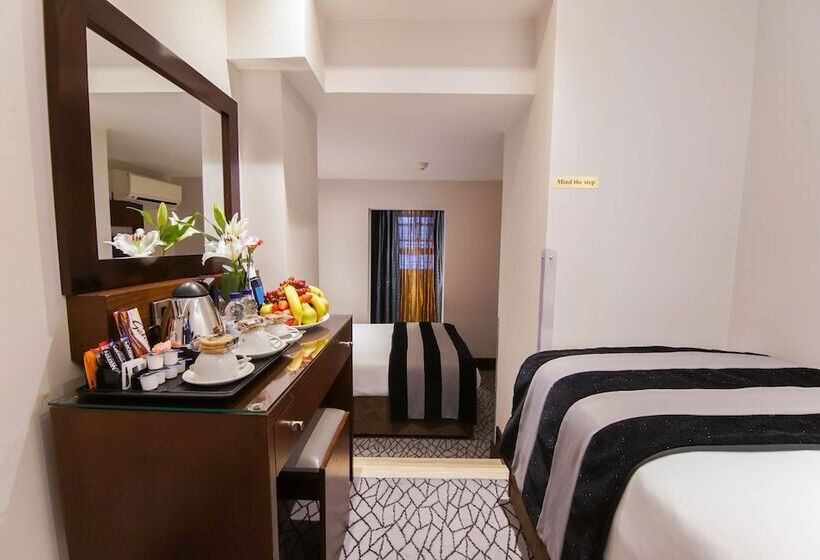 Номер Стандарт Трехместный, Hyde Park International