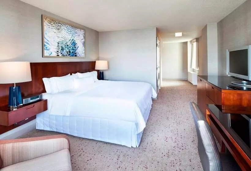 Standard Room Double Bed City View, The Westin Arlington