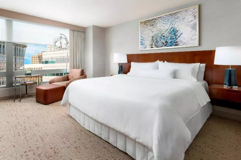 اتاق استاندارد با تخت بزرگ, The Westin Arlington