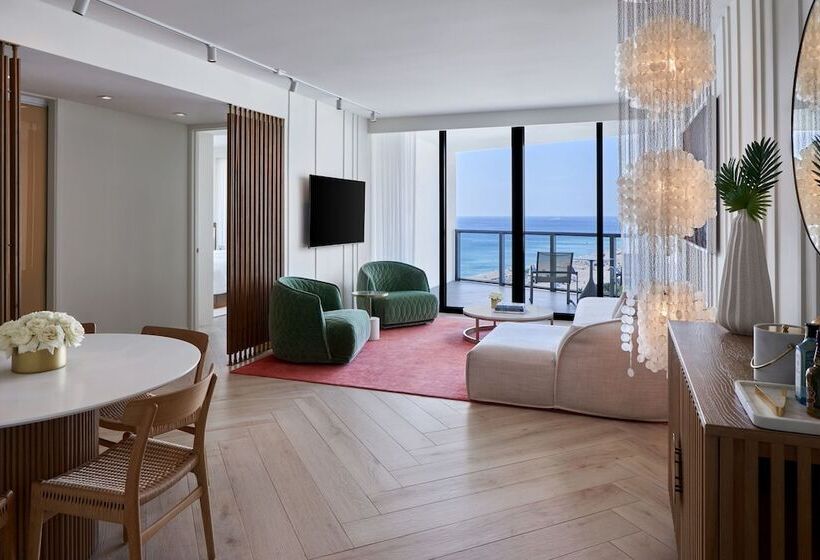Deniz Manzaralı Süit, W South Beach