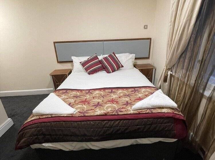 اتاق استاندارد, Gainsborough