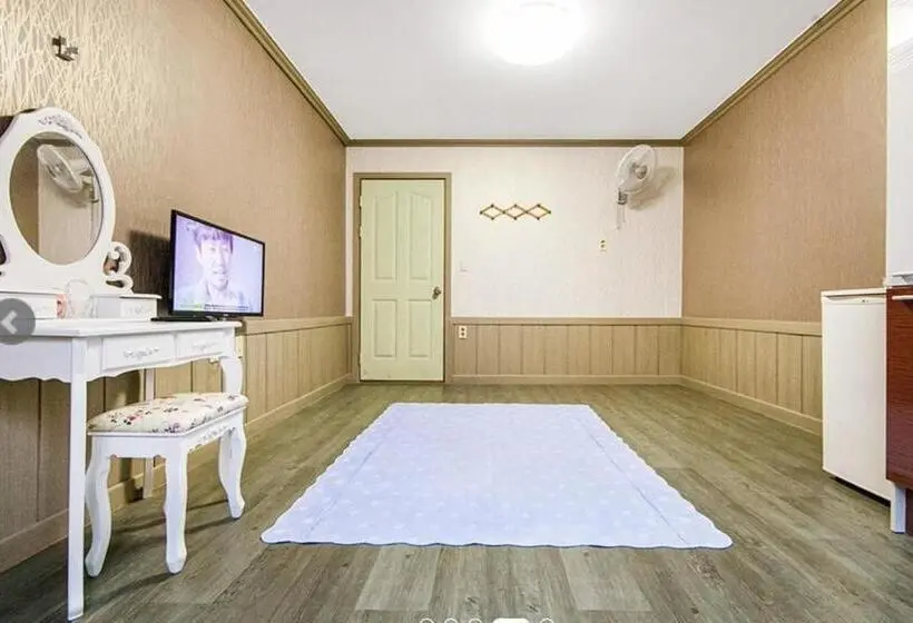 スタンダード４人部屋, Roma Pension Boryeong