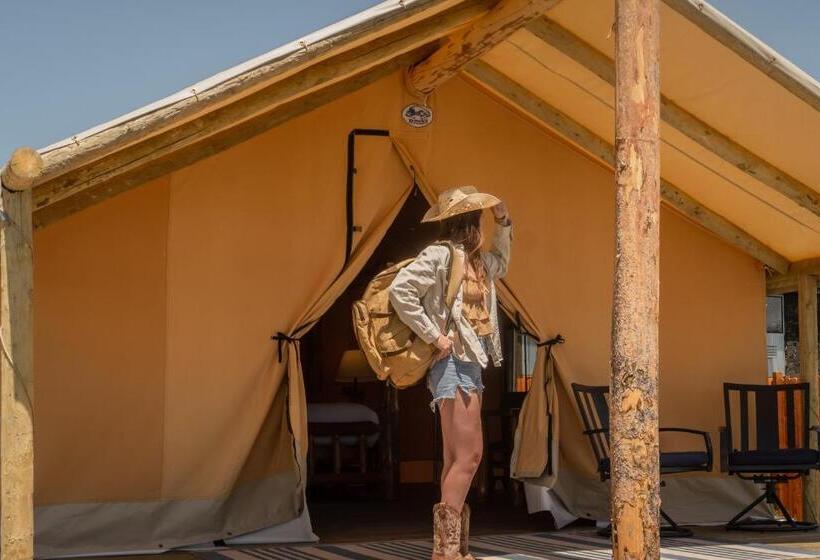 Standard Tent, Teton Peaks Resort