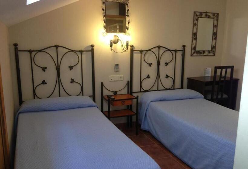 اتاق استاندارد, Hostal San Martin