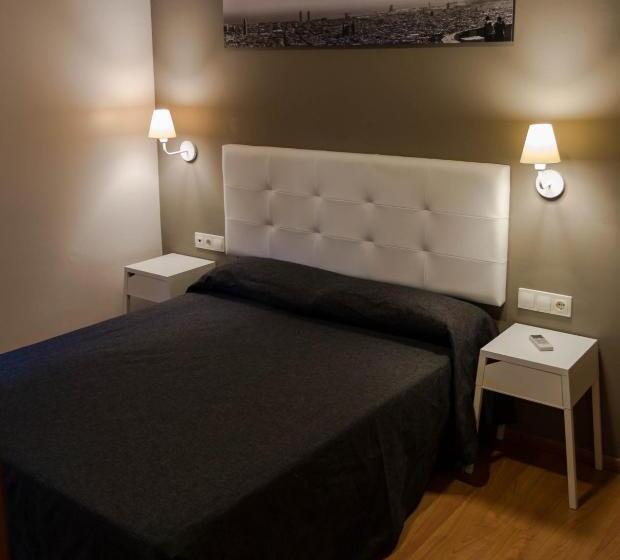 اتاق استاندارد, Hostal Sant Pau