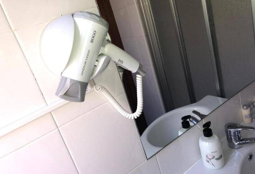 اتاق استاندارد, Hostal Sant Pau