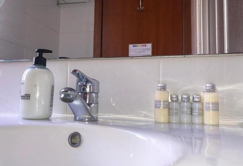 اتاق استاندارد, Hostal Sant Pau