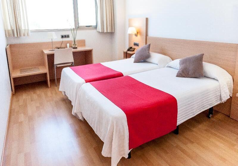 غرفة قياسية, Bag