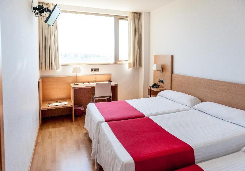 غرفة قياسية ثلاثية, Bag