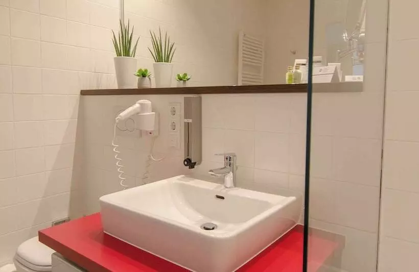 اتاق راحتی, PLAZA INN Graz City