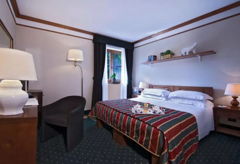 اتاق استاندارد با چشم‌انداز کوهستان, Boutique Hotel Villa Blu Cortina D Ampezzo