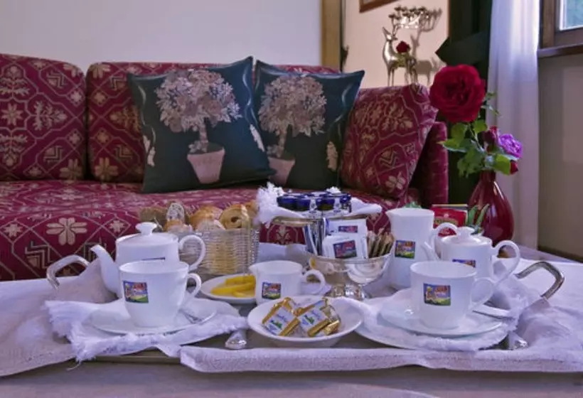 سوییت, Boutique Hotel Villa Blu Cortina D Ampezzo
