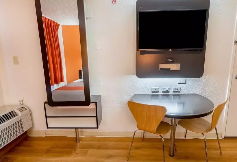 ２ダブルベッドのスタンダードルーム, Motel 6irving, Tx  Dfw Airport North