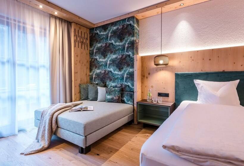 バルコニー付きデラックスルーム, Quality Hosts Arlberg Hotel Zur Pfeffermühle