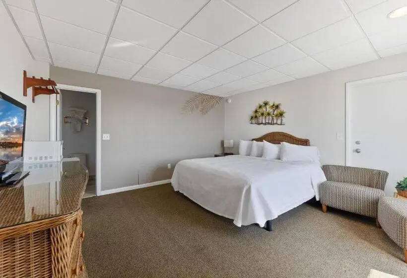 オーシャンビューデラックスルームバルコニー付き, Waikiki Oceanfront Resort