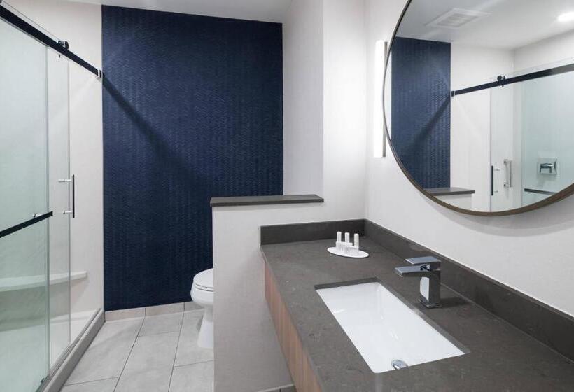 غرفة قياسية سرير كينج, Fairfield Inn & Suites By Marriott Savannah I95 North