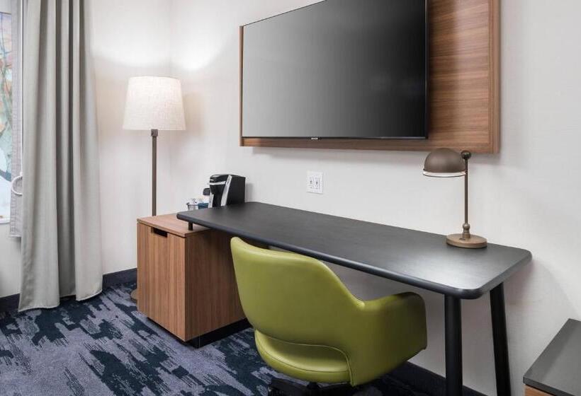 غرفة قياسية سرير كينج لذوى الإحتياجات الخاصة, Fairfield Inn & Suites By Marriott Savannah I95 North