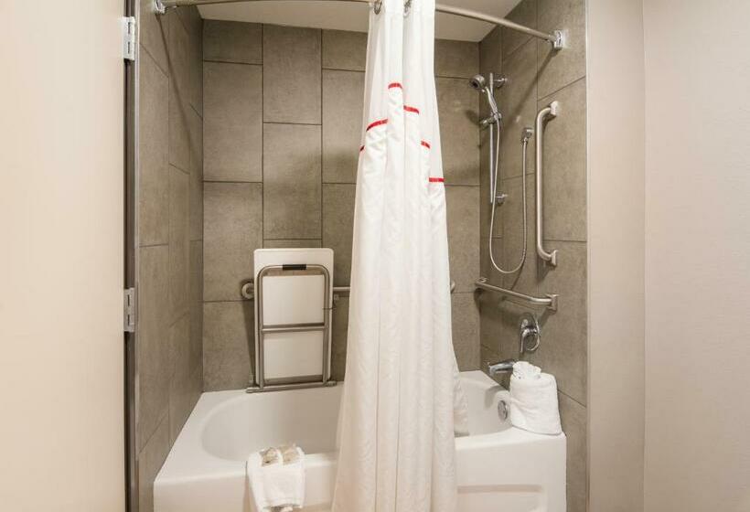 Номер Deluxe Адаптированный для Инвалидов, Red Roof Inn Chester