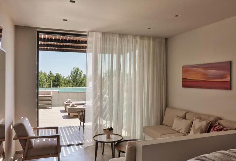 سوییت جونیور با چشم‌انداز دریا, Celestial All Suites