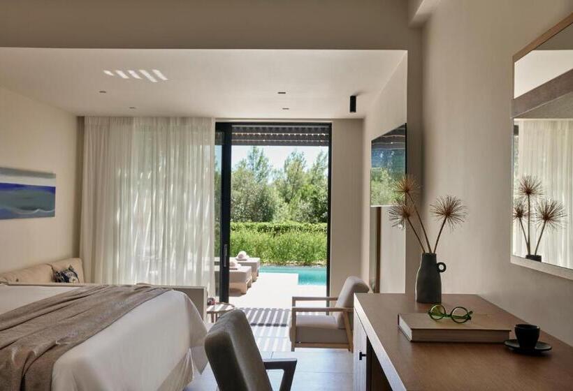 سوئیت جونیور با چشم‌انداز, Celestial All Suites