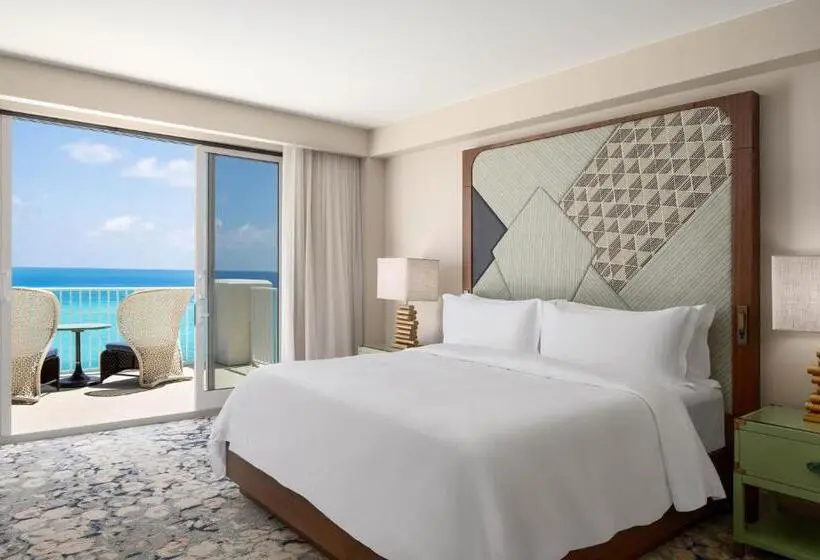 Deluxe Suite King Bed, The St. Regis Bermuda Resort